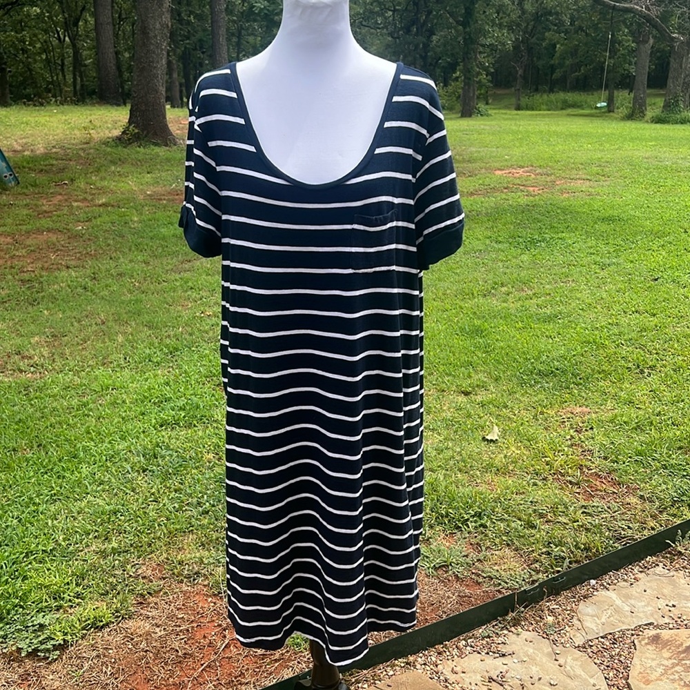 EDITIONS T-SHIRT DRESS ……..466